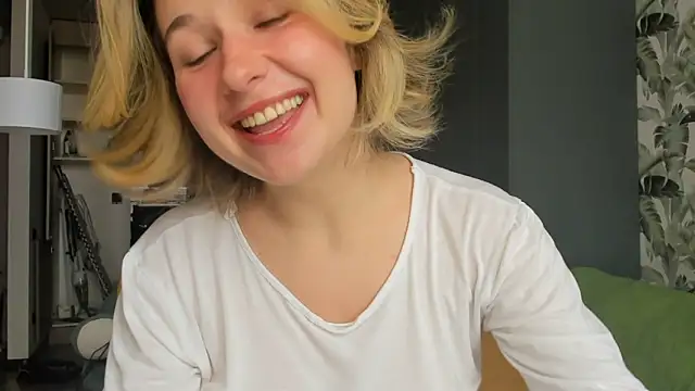 Lilith lutherlow online show from 02/28/26, 11:54