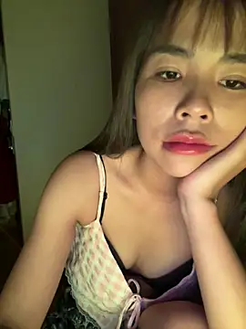 Snapshot of Samsam_567 chatting on 10/04/25, 04:19 Samsam 567 online show from 10/04/25, 04:19