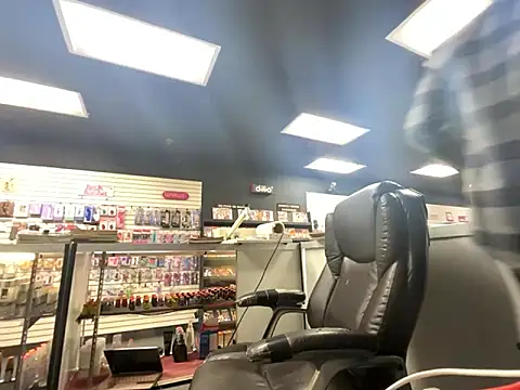 RawRyder8 online show from 11/12/25, 04:38