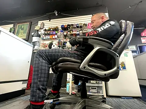 RawRyder8 online show from 11/06/25, 09:52