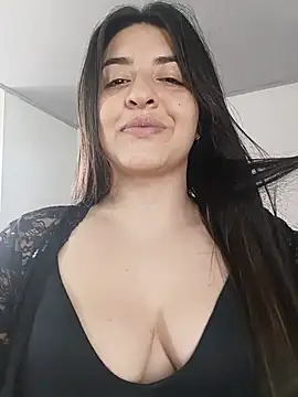 Snapshot of moritalatina chatting on 07/18/26, 05:10 moritalatina online show from 07/18/26, 05:10
