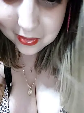 LoNa-daloua online show from 02/17/26, 10:29