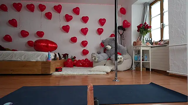 Snapshot of missdaisydiamond777 chatting on 02/11/25, 10:14 missdaisydiamond777 online show from 02/11/25, 10:14