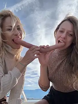 missdaisydiamond777 online show from 11/05/25, 11:57