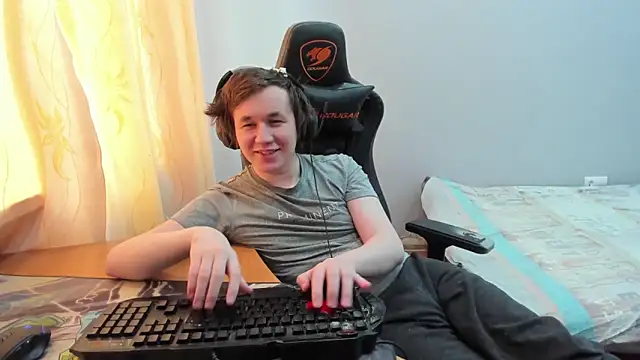 iliaskrislove online show from 03/21/26, 07:42