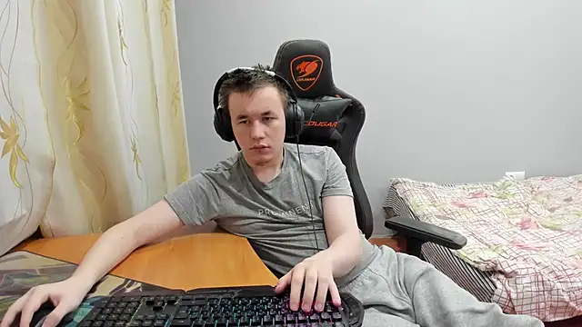 Snapshot of iliaskrislove chatting on 11/26/25, 07:36 iliaskrislove online show from 11/26/25, 07:36