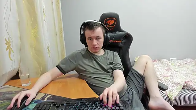 Snapshot of iliaskrislove chatting on 11/16/25, 11:41 iliaskrislove online show from 11/16/25, 11:41