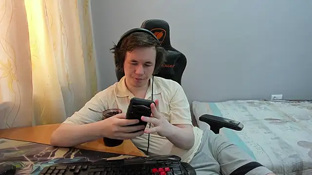 iliaskrislove online show from 03/30/26, 11:22