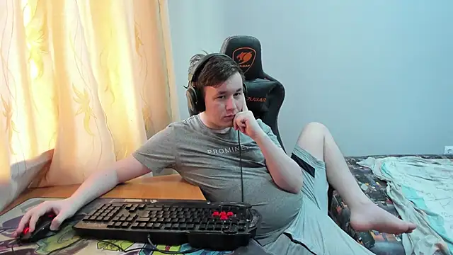 Snapshot of iliaskrislove chatting on 06/16/26, 02:55 iliaskrislove online show from 06/16/26, 02:55