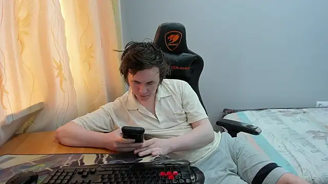 iliaskrislove online show from 04/21/26, 08:10