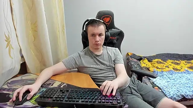 Snapshot of iliaskrislove chatting on 10/30/25, 12:58 iliaskrislove online show from 10/30/25, 12:58