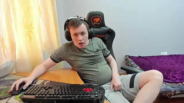 iliaskrislove online show from 12/20/25, 06:38