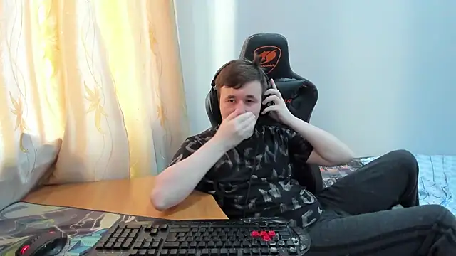 iliaskrislove online show from 05/25/26, 02:33