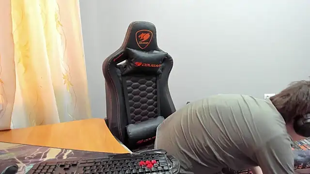 iliaskrislove online show from 02/24/26, 04:35