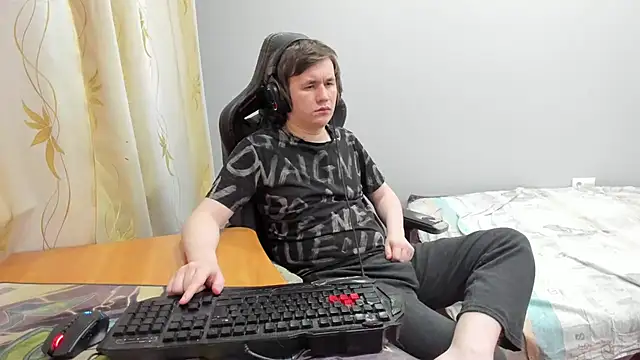 iliaskrislove online show from 04/01/26, 01:30