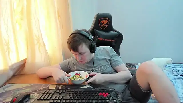 iliaskrislove online show from 05/30/26, 07:04