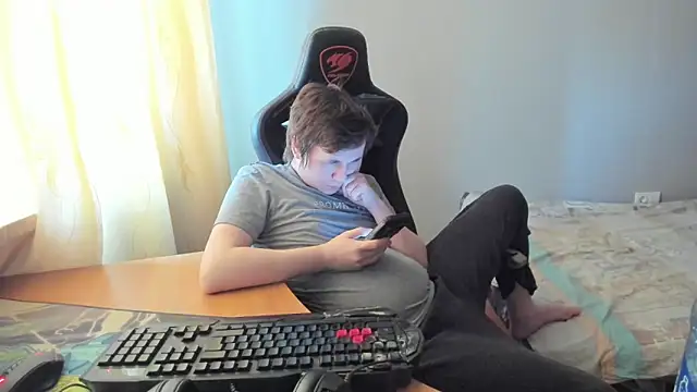 iliaskrislove online show from 03/20/26, 04:24