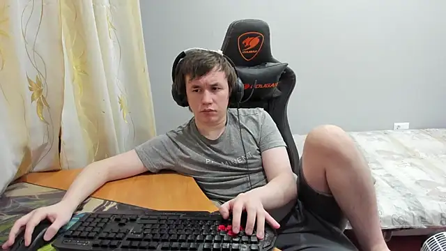 iliaskrislove online show from 02/14/26, 01:44