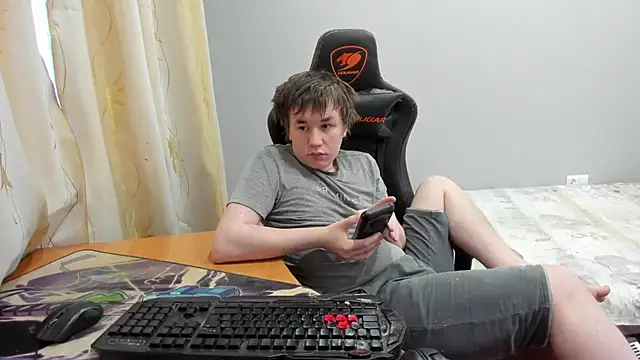 iliaskrislove online show from 02/15/26, 03:51