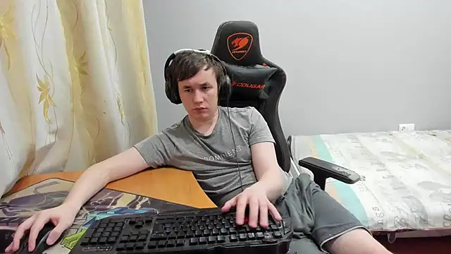 iliaskrislove online show from 02/15/26, 11:25