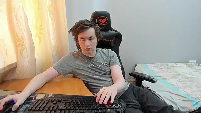 iliaskrislove online show from 03/24/26, 04:12