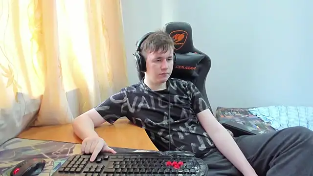iliaskrislove online show from 05/24/26, 02:28