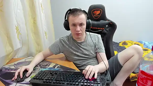 Snapshot of iliaskrislove chatting on 10/17/25, 04:42 iliaskrislove online show from 10/17/25, 04:42