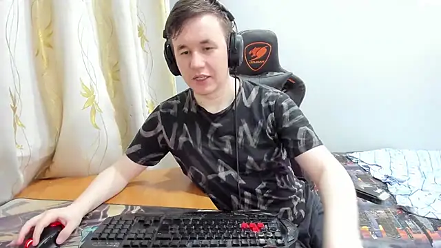 iliaskrislove online show from 05/26/26, 08:51