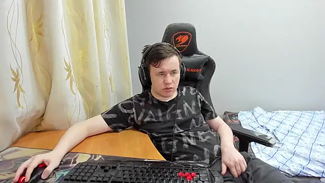 iliaskrislove online show from 05/28/26, 06:47