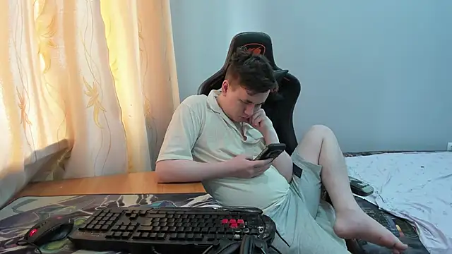 iliaskrislove online show from 05/11/26, 01:01