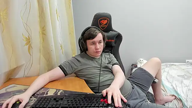 iliaskrislove online show from 04/12/26, 12:03