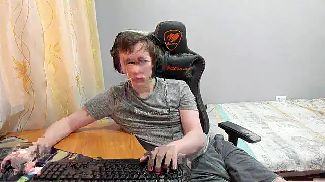 iliaskrislove online show from 02/11/26, 04:23