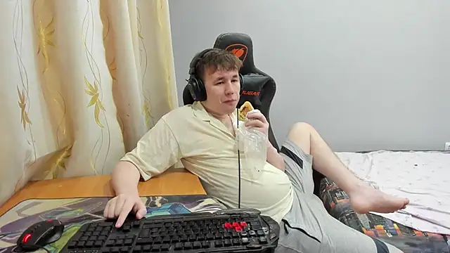 iliaskrislove online show from 05/10/26, 04:42