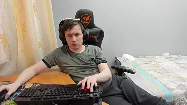 iliaskrislove online show from 03/08/26, 02:04