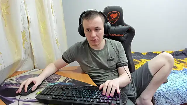 Snapshot of iliaskrislove chatting on 10/19/25, 06:10 iliaskrislove online show from 10/19/25, 06:10