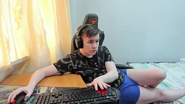 iliaskrislove online show from 04/30/26, 06:09