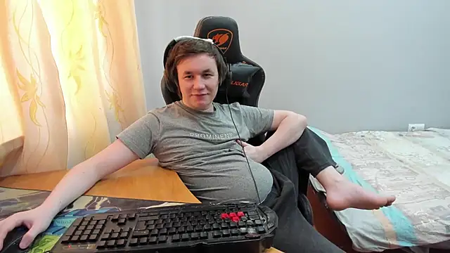 iliaskrislove online show from 03/19/26, 04:12