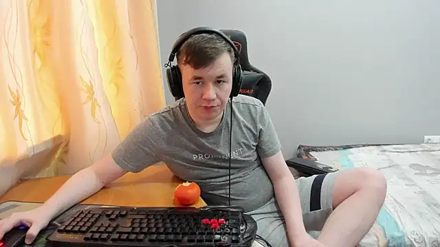 iliaskrislove online show from 04/23/26, 01:35
