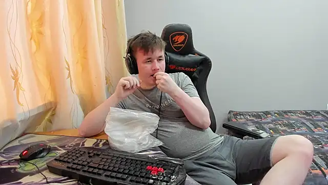 iliaskrislove online show from 05/15/26, 12:41