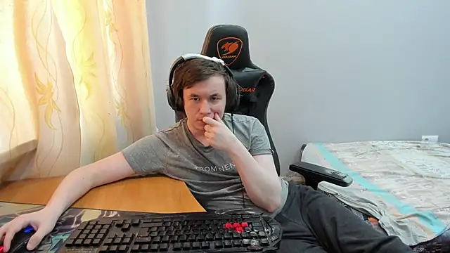 iliaskrislove online show from 03/23/26, 01:00