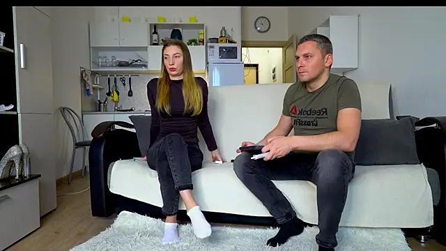 Snapshot of littlesweettifany chatting on 10/28/25, 11:09 littlesweettifany online show from 10/28/25, 11:09