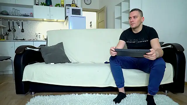 Snapshot of littlesweettifany chatting on 01/31/25, 11:13 littlesweettifany online show from 01/31/25, 11:13