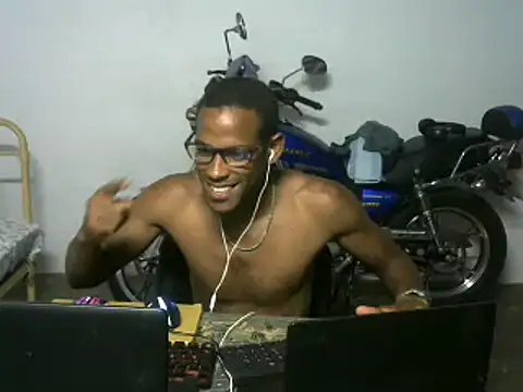 Snapshot of michel_sc chatting on 05/21/26, 05:38 michel sc online show from 05/21/26, 05:38