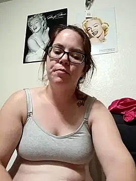 Snapshot of FreakNastyLacie chatting on 07/28/26, 02:08 FreakNastyLacie online show from 07/28/26, 02:08