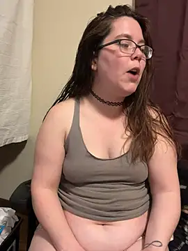 Snapshot of FreakNastyLacie chatting on 03/17/25, 02:19 FreakNastyLacie online show from 03/17/25, 02:19