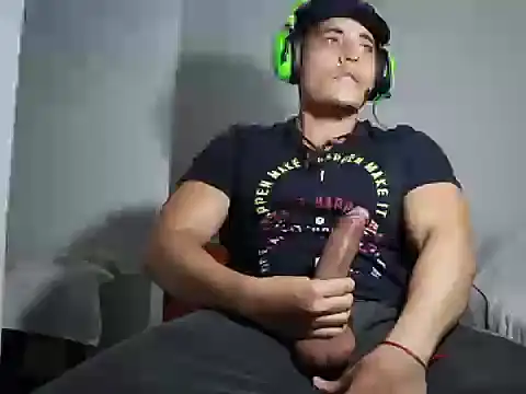 SeanToro online show from 10/12/25, 01:40