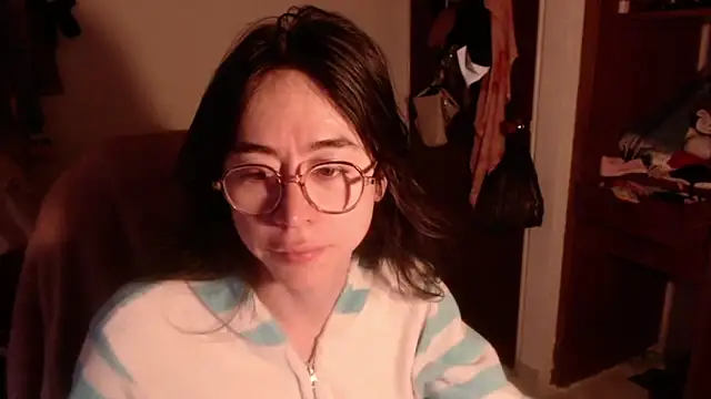 emily pearl  online show from 11/14/25, 10:41