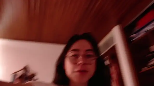 emily pearl  online show from 11/04/25, 08:45