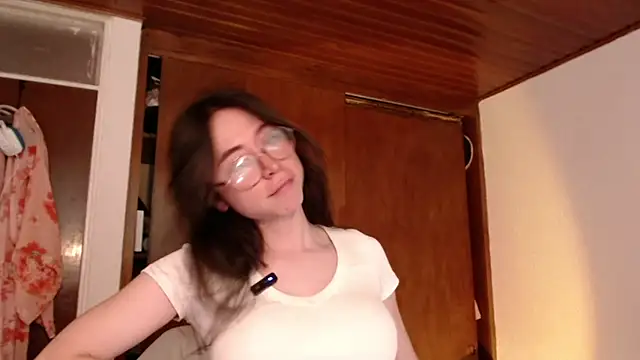 emily pearl  online show from 10/09/25, 08:53