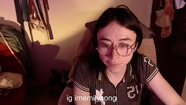 emily pearl  online show from 11/27/25, 11:05